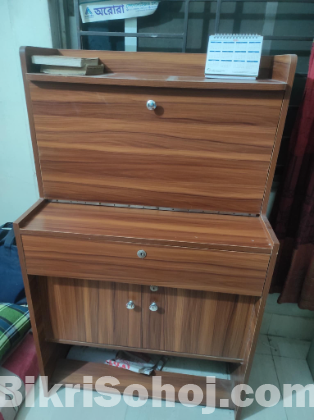টেবিল বিক্রি হবে। (মিরপুর -১, ঢাকা)